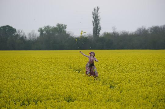 剧照