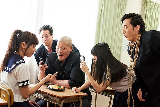 剧照