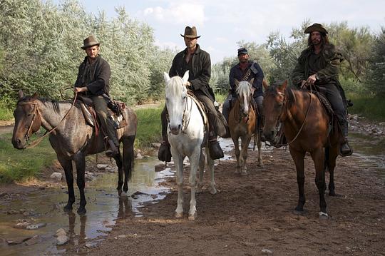 剧照