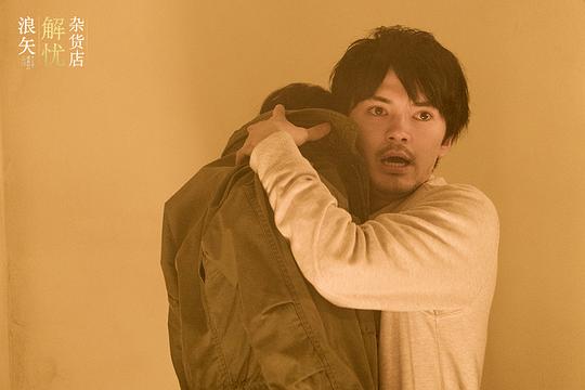 剧照