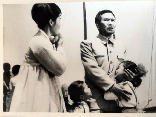 剧照