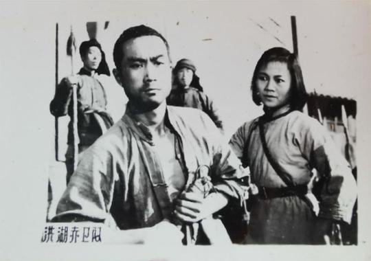 剧照