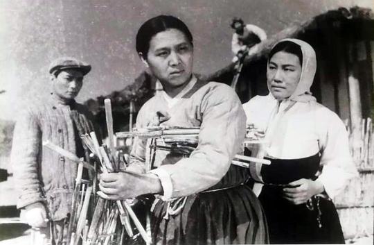 剧照