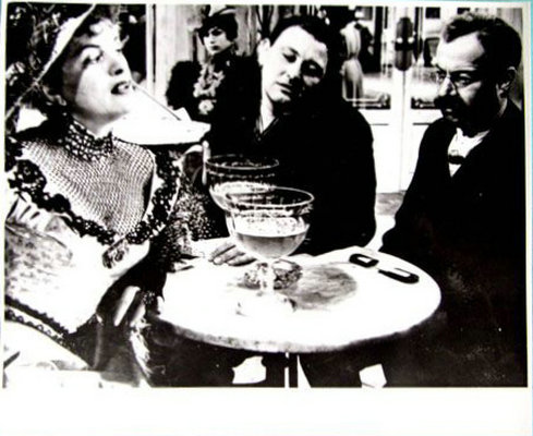 剧照