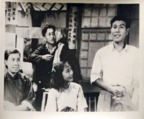 剧照