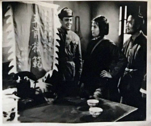 剧照