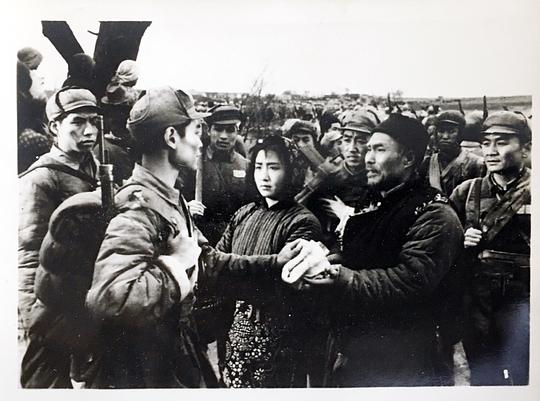 剧照