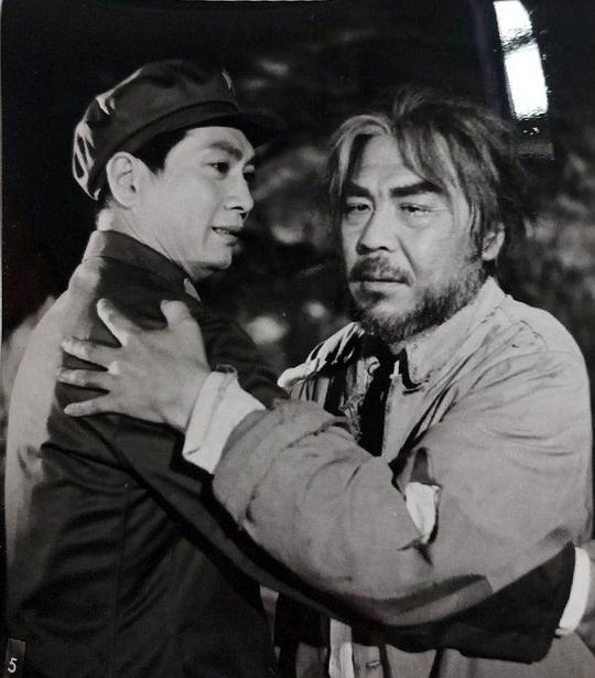 剧照