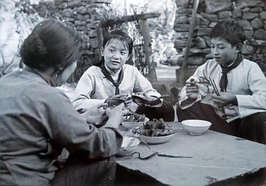 剧照