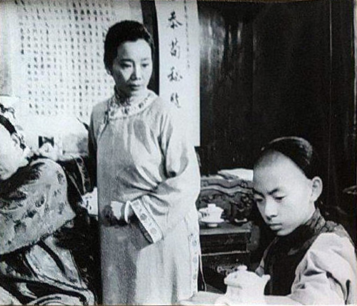 剧照