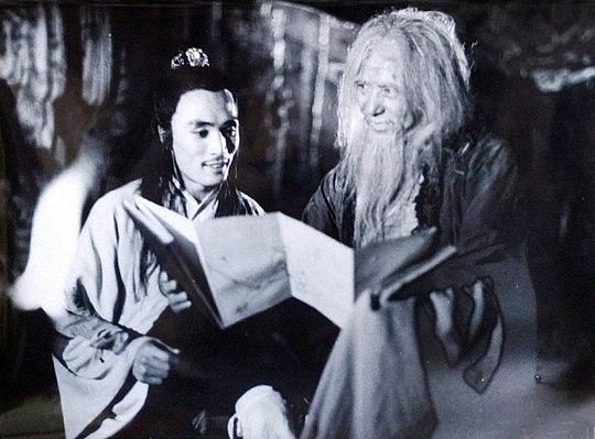 剧照