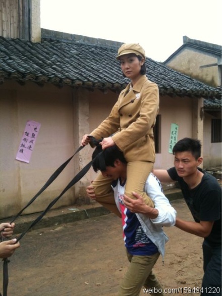剧照