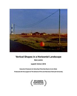 水平景观中的垂直形状 Vertical Shapes in a Horizontal Landscape
